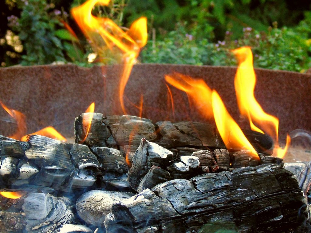Feuerschale Feuer Flammen Garten Hitze