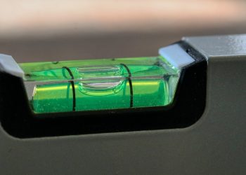 Heizkörper aufhängen (Anleitung) | Wo Heizung richtig hinhängen?