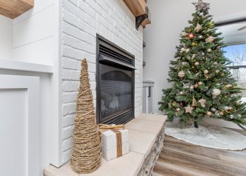 Weihnachtsbaum auf Fußbodenheizung | Wie bleibt Baum frisch?